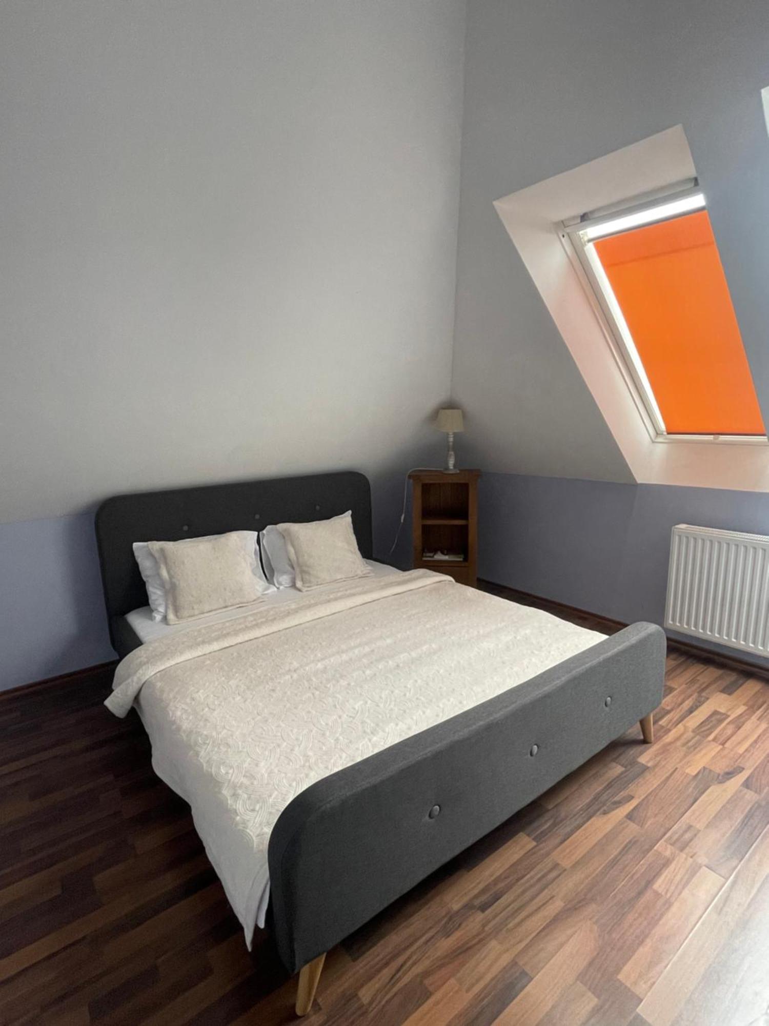 Palank Apartman Mosonmagyaróvár 外观 照片