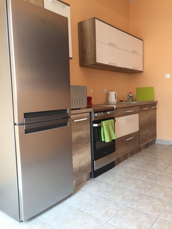 Palank Apartman Mosonmagyaróvár 外观 照片