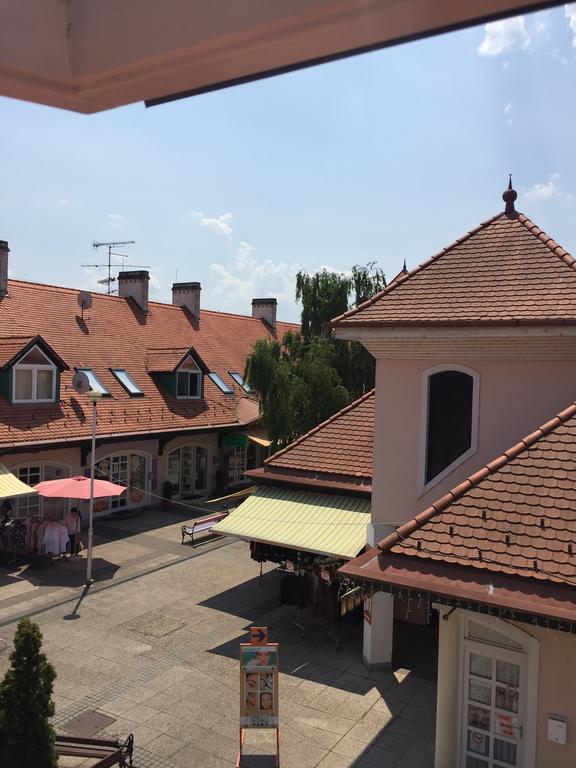 Palank Apartman Mosonmagyaróvár 外观 照片